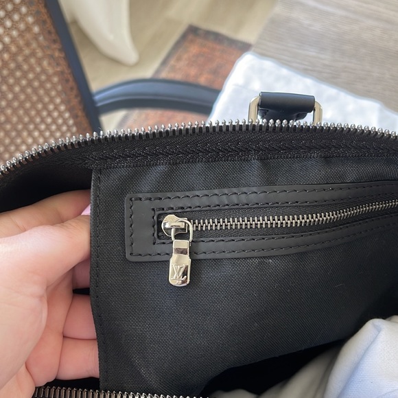 100% Authentic Louis Vuitton Keepall Bandouliere 55 Monogram Eclipse - Picture 7 of 14